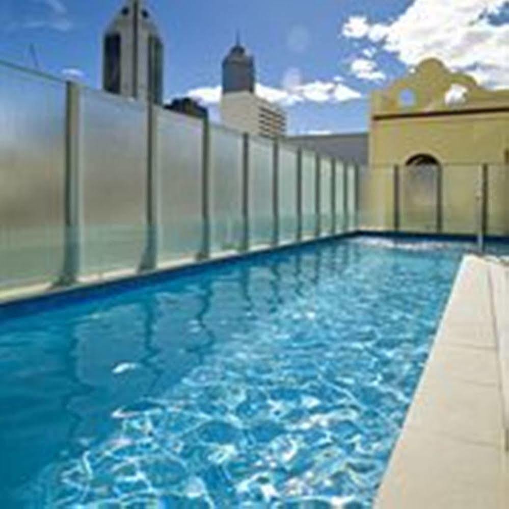 Adina Apartment Hotel Perth Barrack Plaza Exterior photo